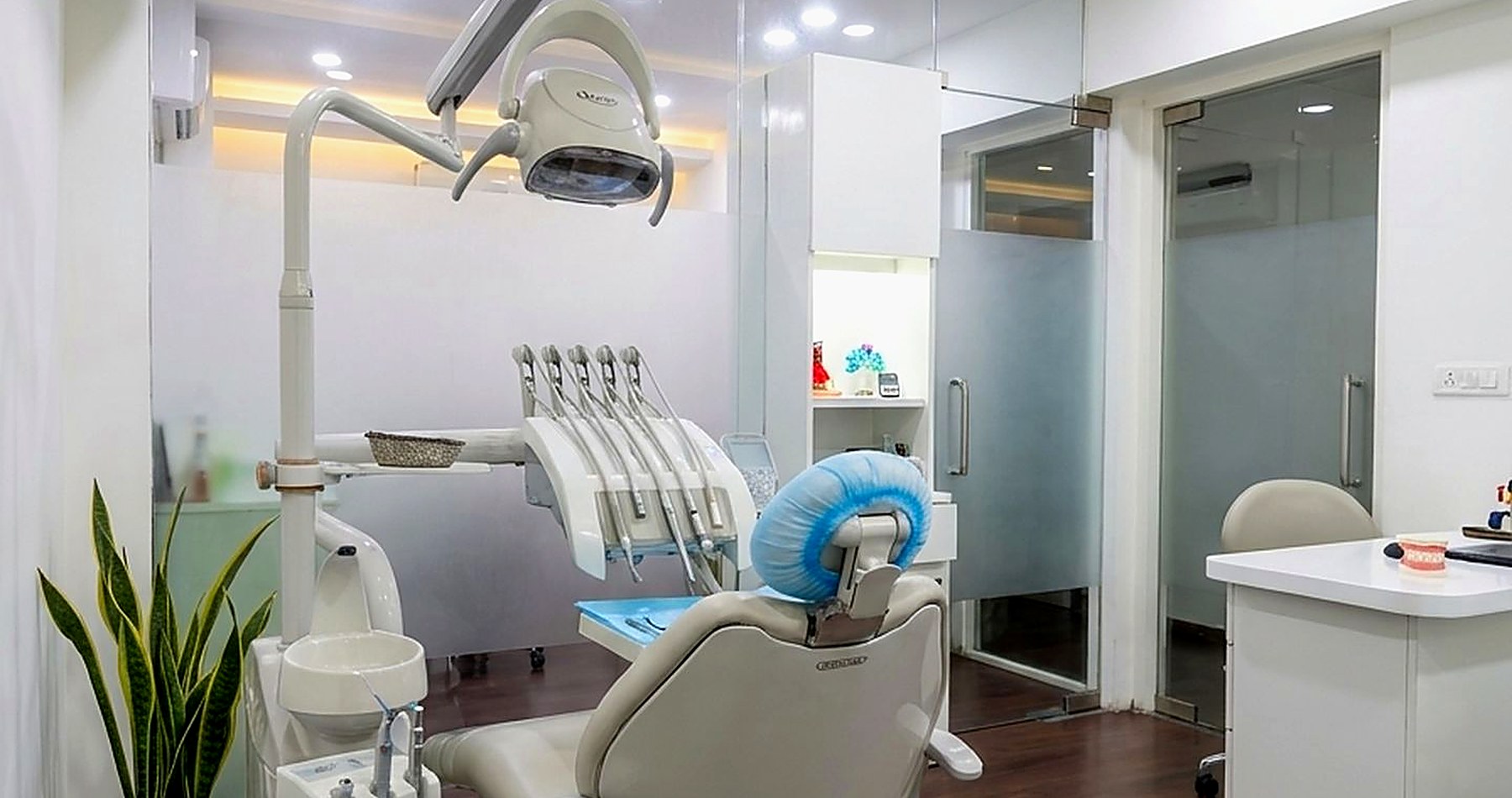 Treatment room at SouthEx Dental, a family dental clinic in South Extension, South Delhi